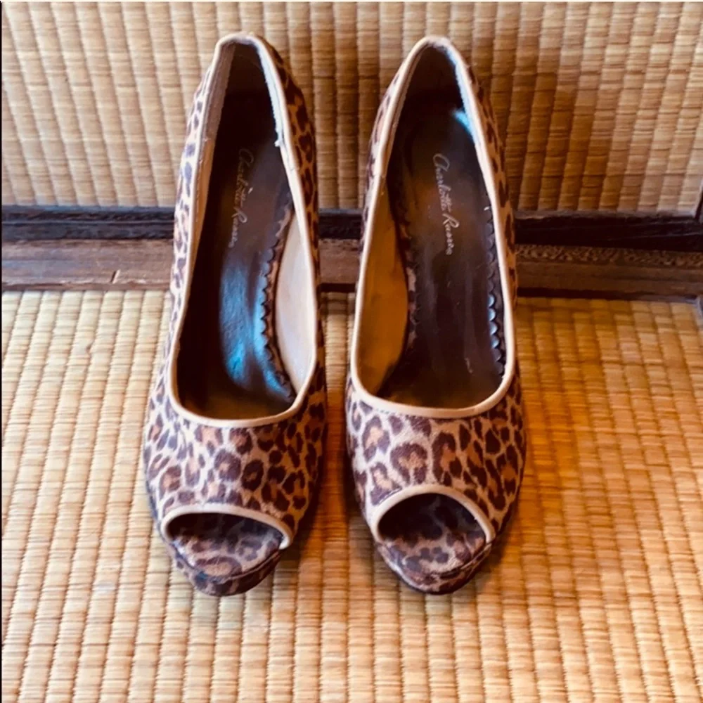 Charlotte Russe heels Leopard print- Size 8